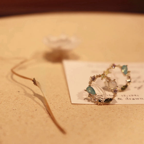 DIVA- Luna Bloom Studs