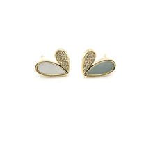  DIVA- Lustre Heart Shell Studs